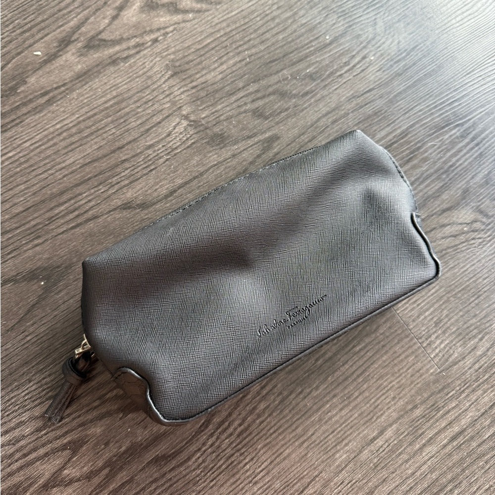 Salvatore Ferragamo Zip-up Pouch | Amenity Bag | EVA Air Business Class